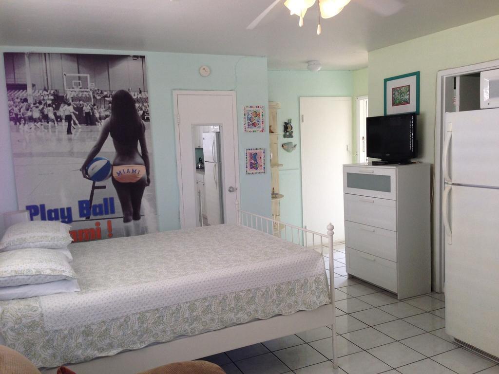 Angelfish Inn Hollywood Camera foto