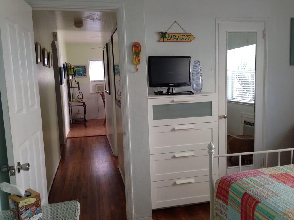 Angelfish Inn Hollywood Camera foto